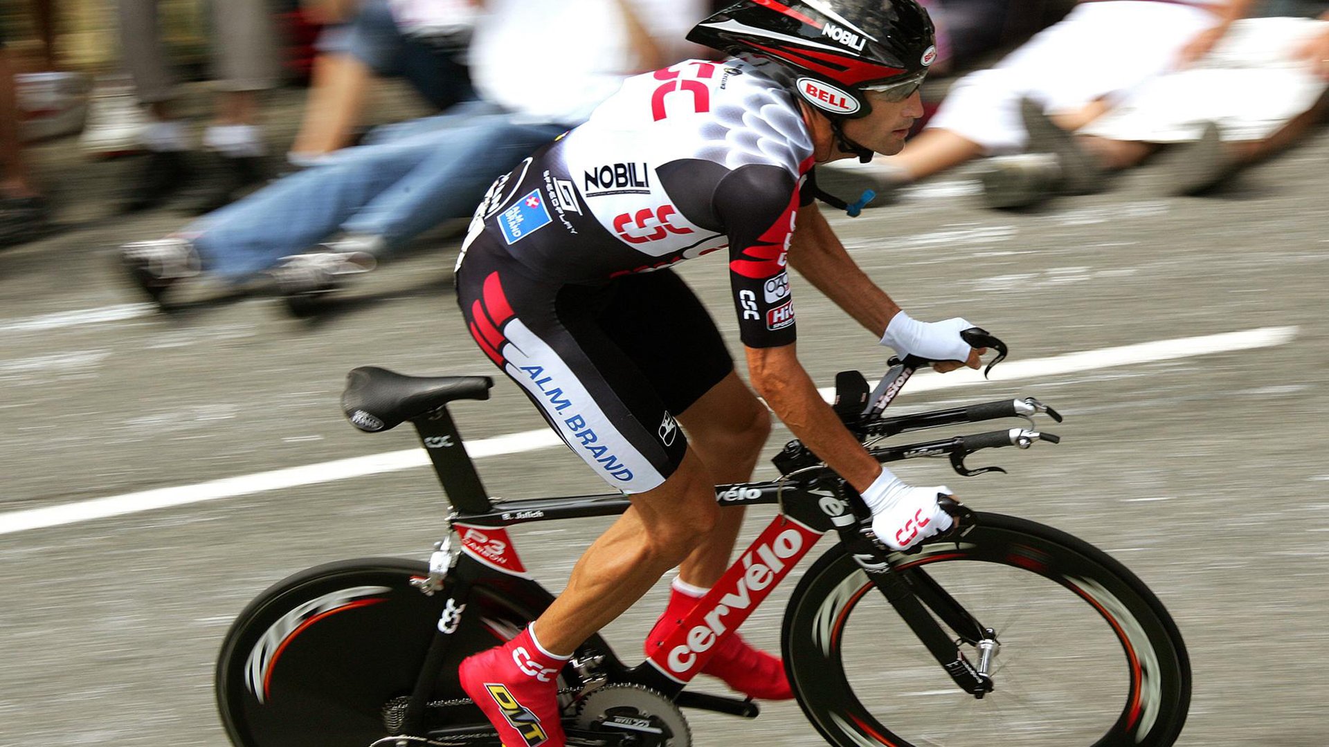 自行车赛选手伤病恢复情况，自行车比赛独门绝技